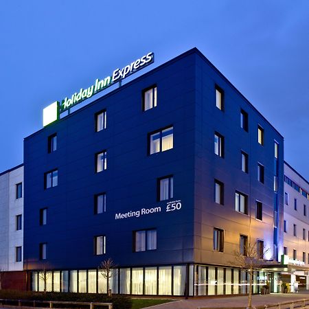 Holiday Inn Express Birmingham South A45, An Ihg Hotel Экстерьер фото