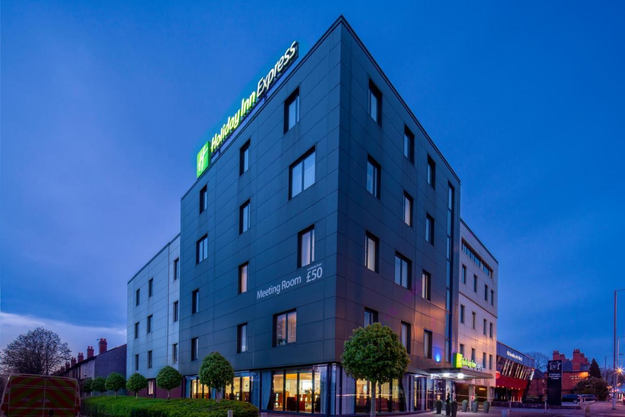 Holiday Inn Express Birmingham South A45, An Ihg Hotel Экстерьер фото