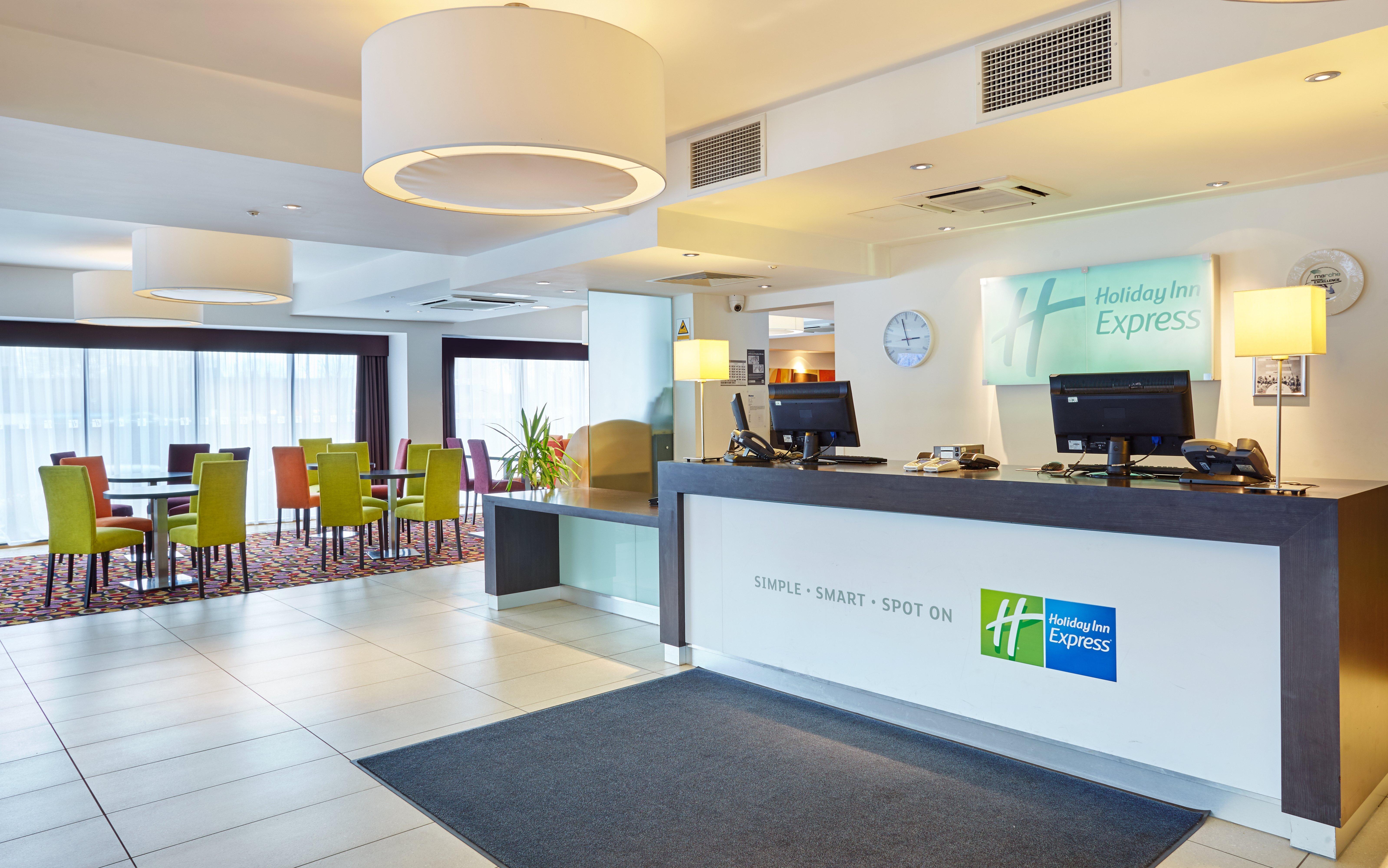 Holiday Inn Express Birmingham South A45, An Ihg Hotel Экстерьер фото