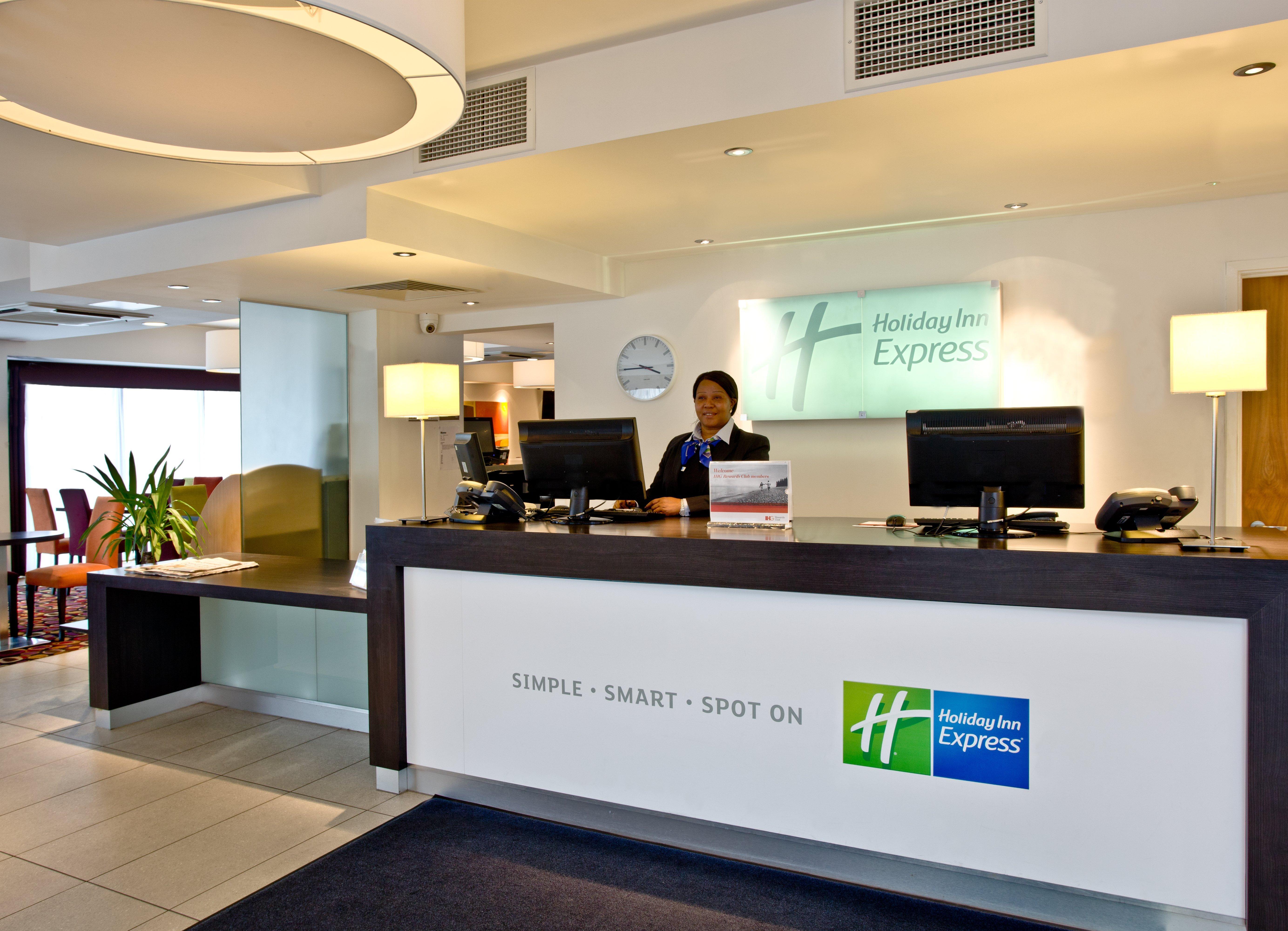 Holiday Inn Express Birmingham South A45, An Ihg Hotel Экстерьер фото