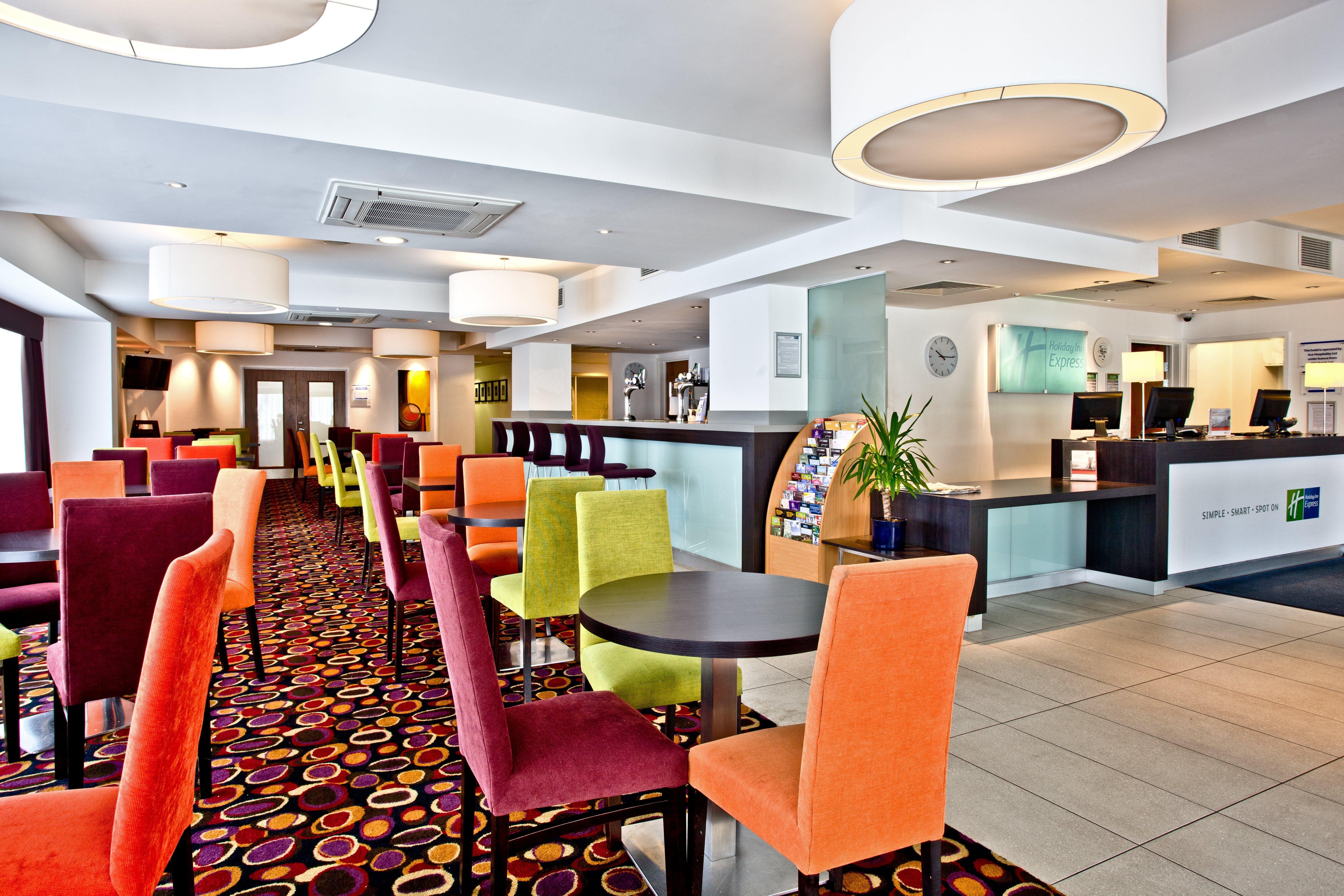 Holiday Inn Express Birmingham South A45, An Ihg Hotel Экстерьер фото