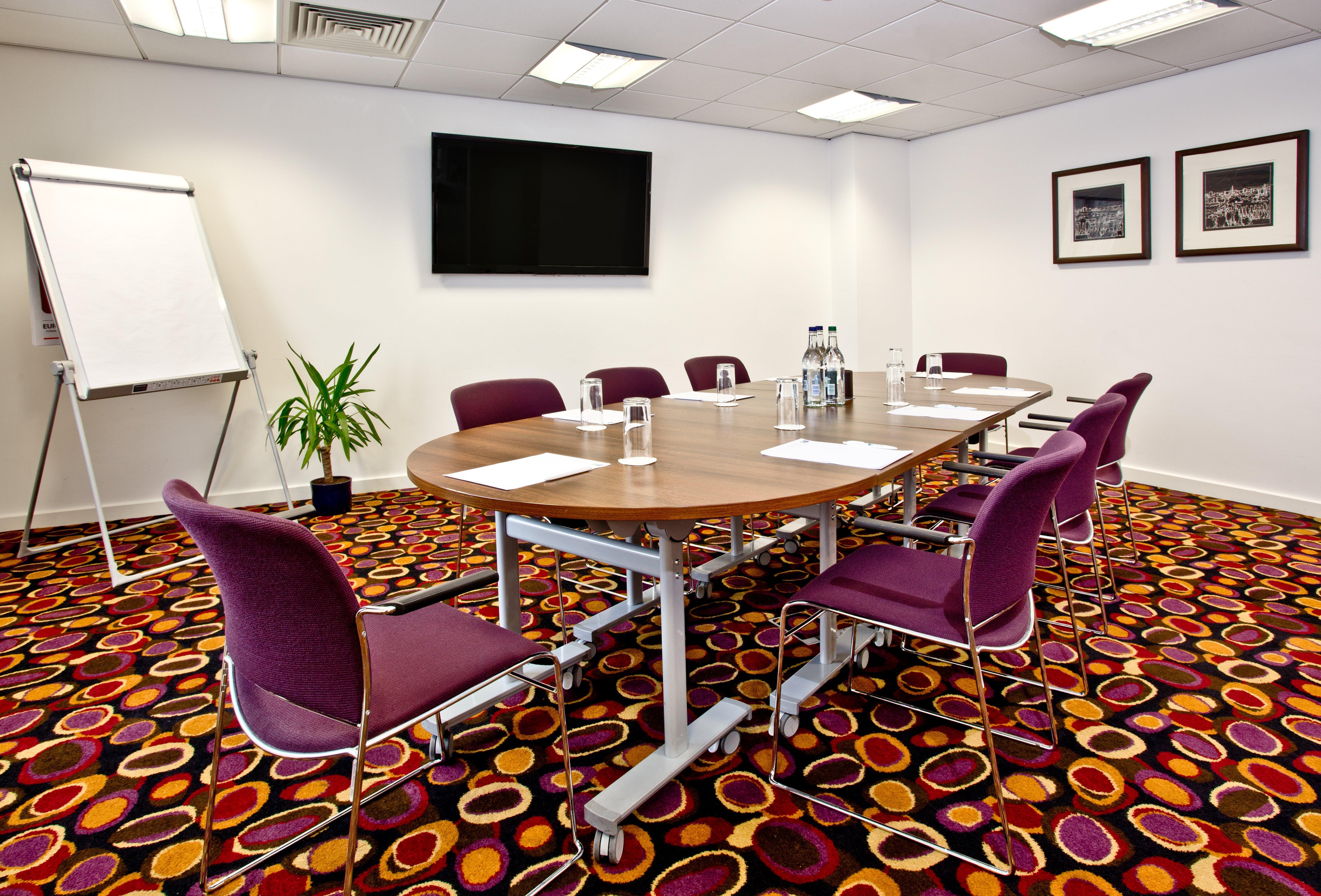 Holiday Inn Express Birmingham South A45, An Ihg Hotel Экстерьер фото