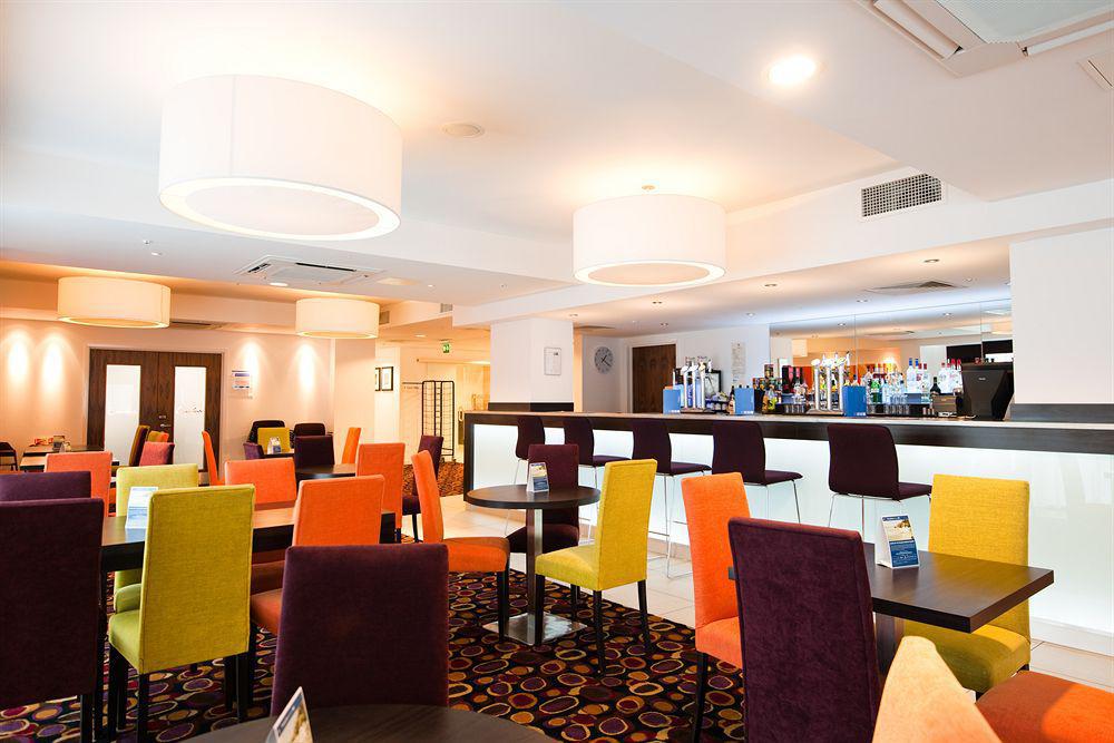 Holiday Inn Express Birmingham South A45, An Ihg Hotel Ресторан фото